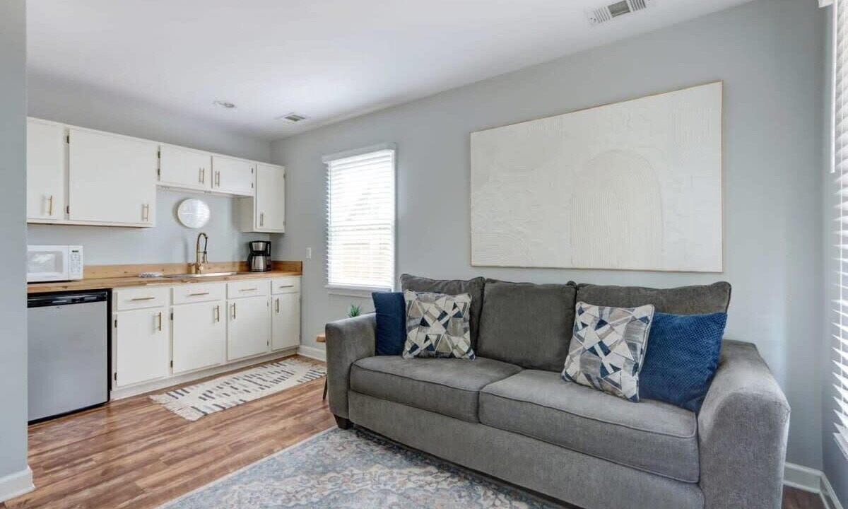Photo of Livingroom in Beach Institute