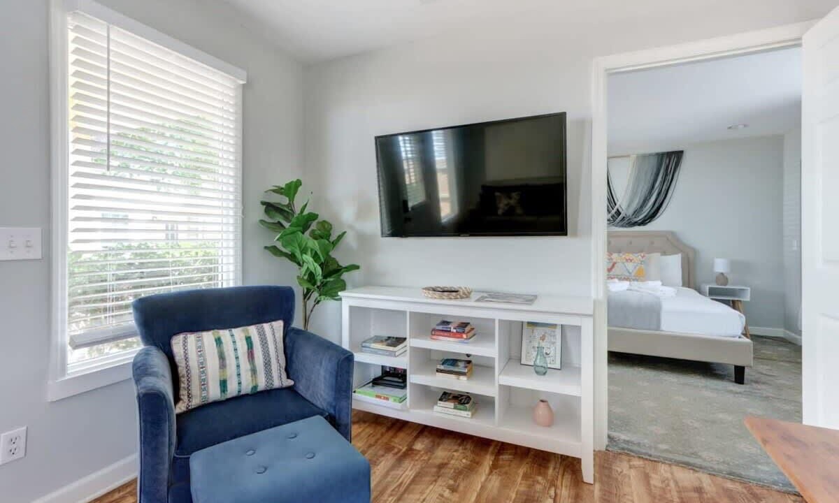 Photo of Bedroom in Beach Institute