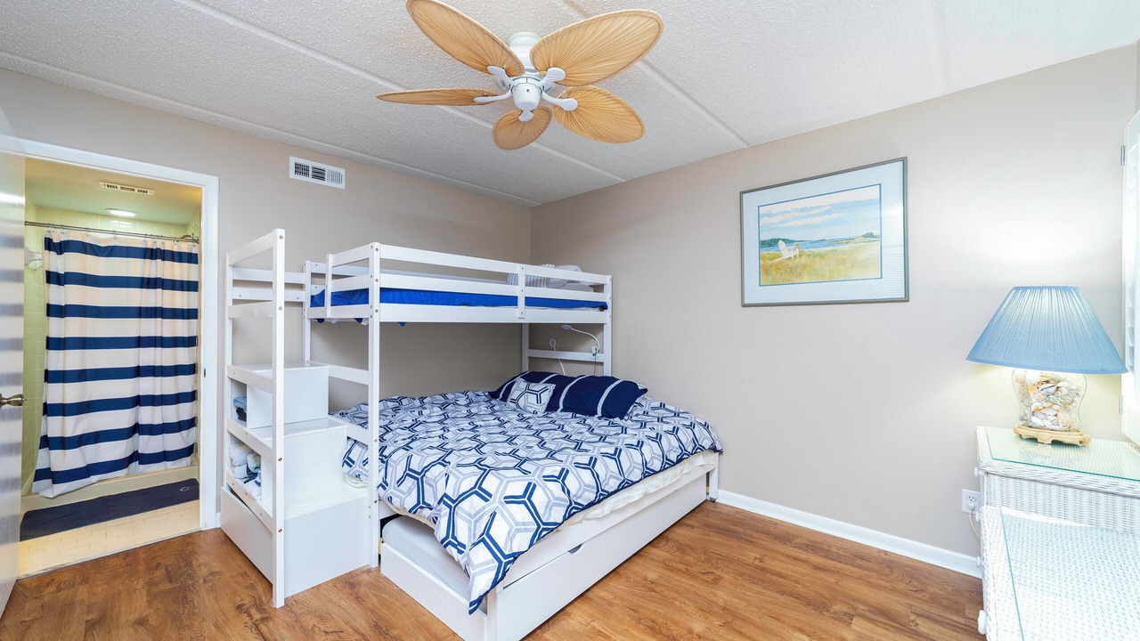 Photo of Bedroom in Crescent Beach