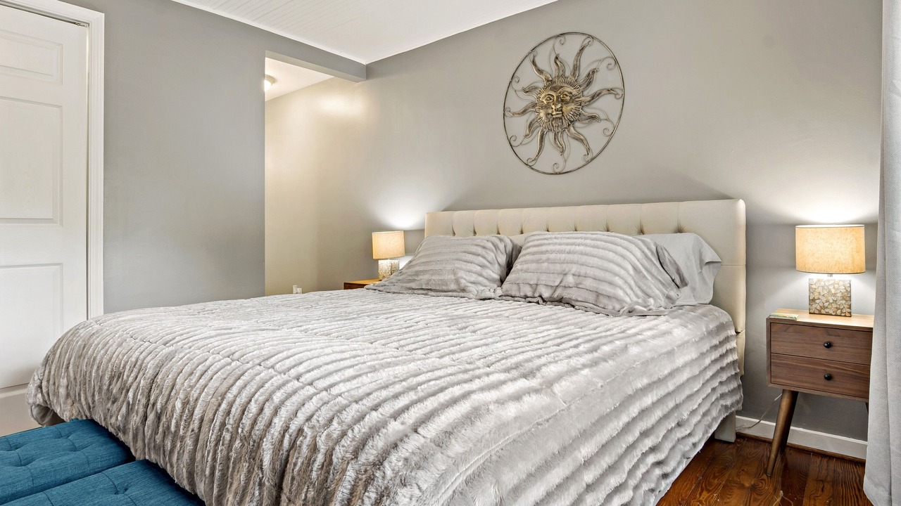 Photo of Bedroom in Woodfin