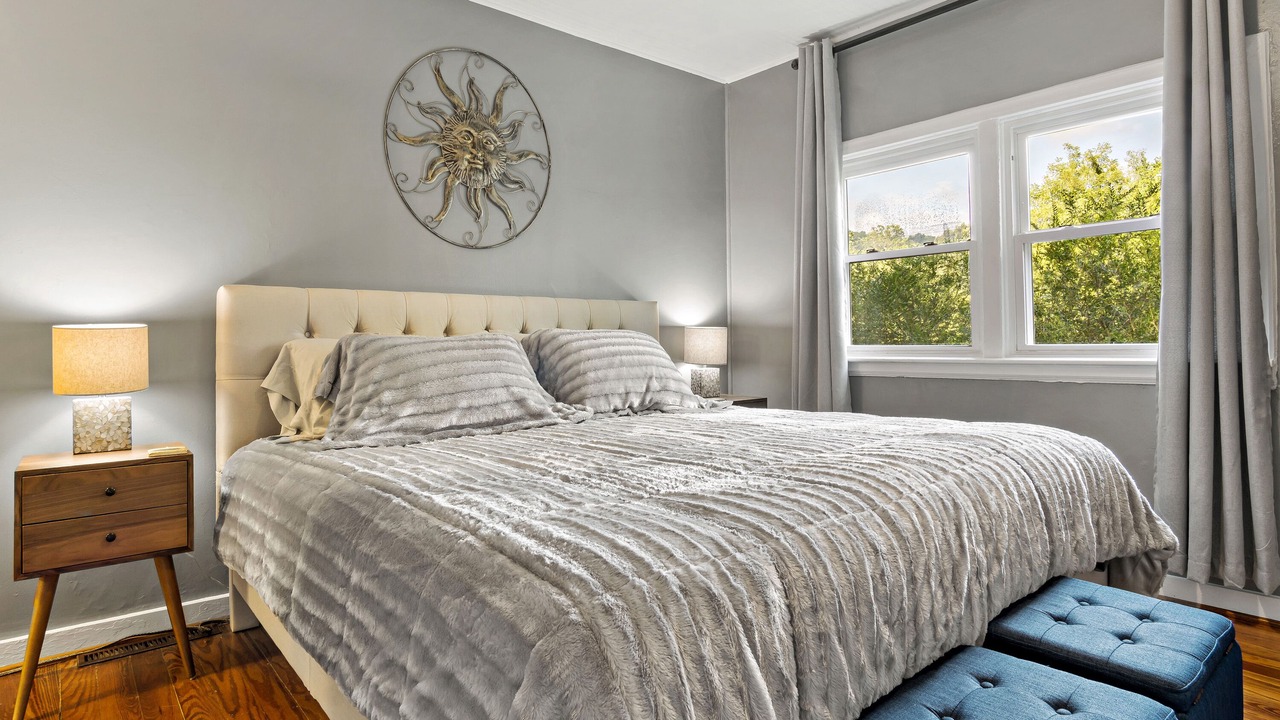 Photo of Bedroom in Woodfin