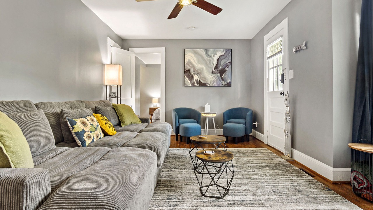 Photo of Livingroom in Woodfin