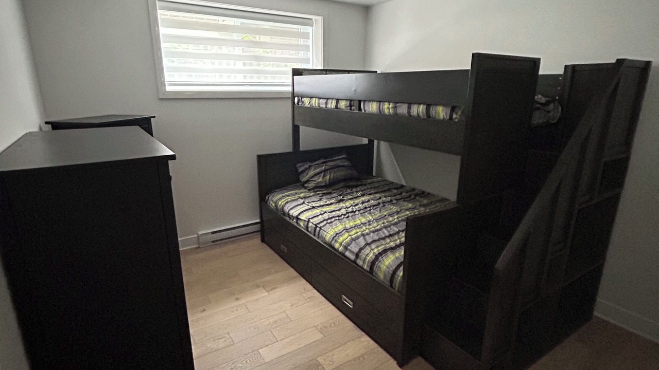 Photo of Bedroom in Longueuil