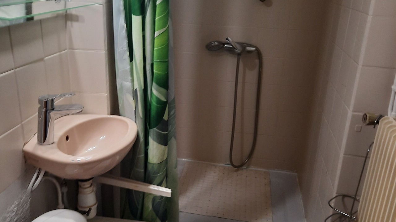 Photo of Bathroom in Orleat