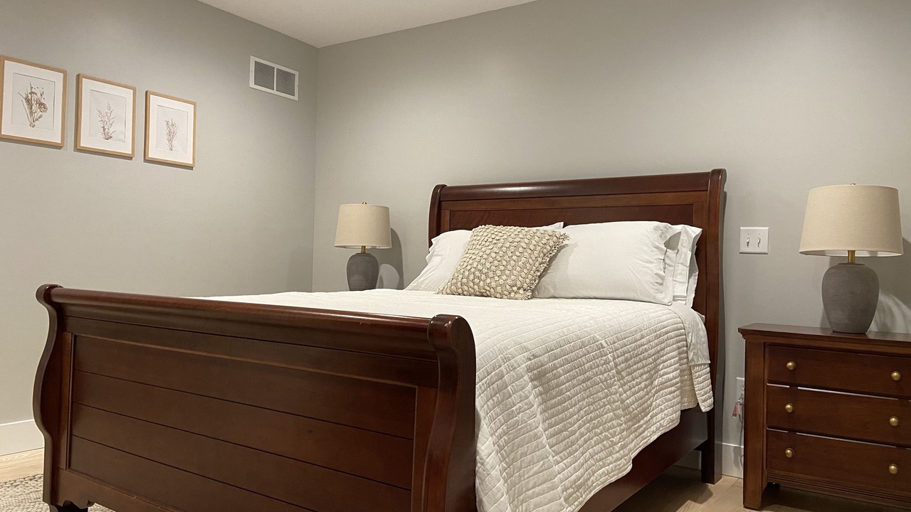 Photo of Bedroom in Pine Grove