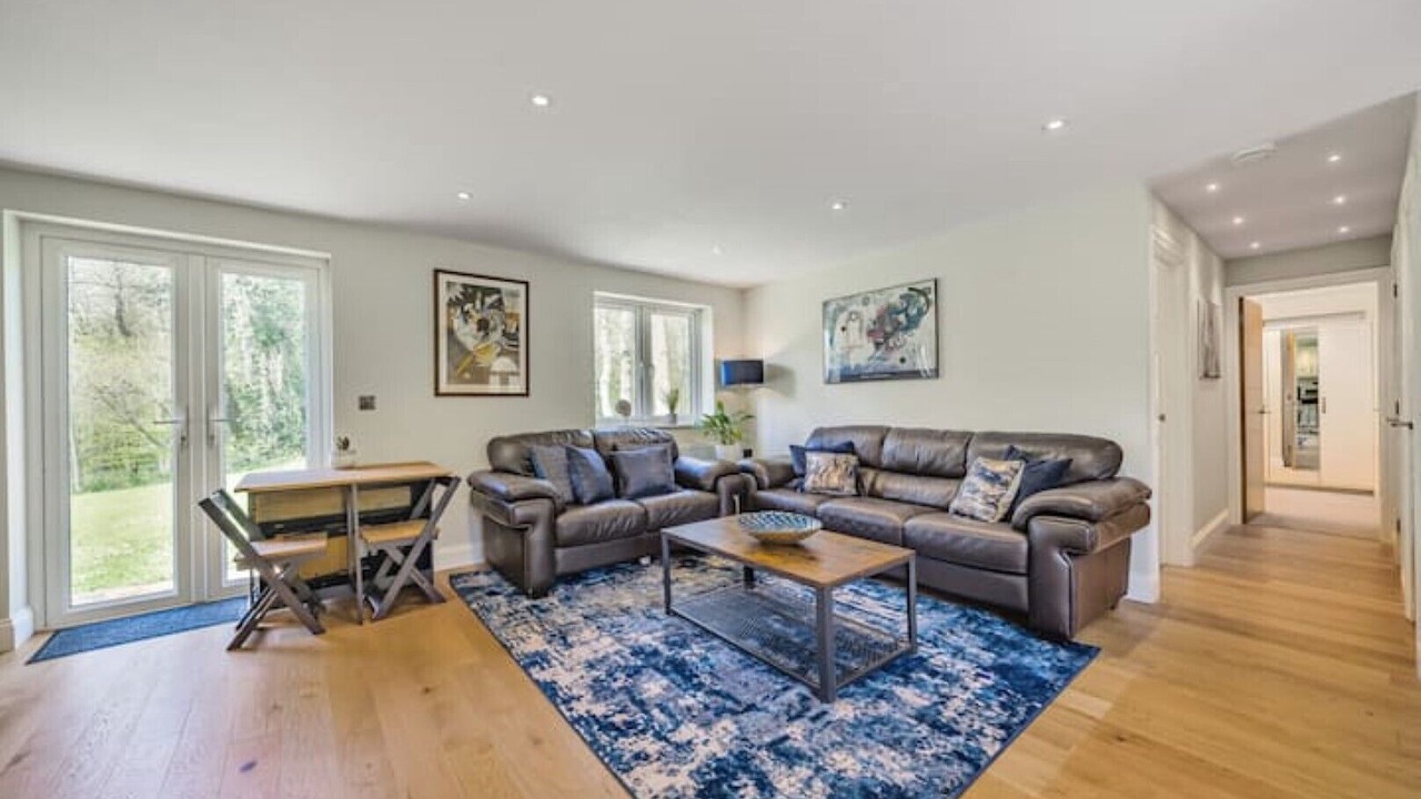 Photo of Livingroom in Horsham