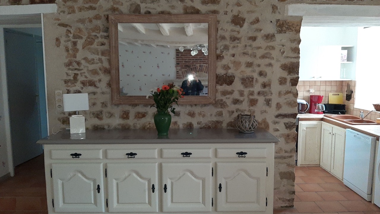 Photo of Others in Tennie