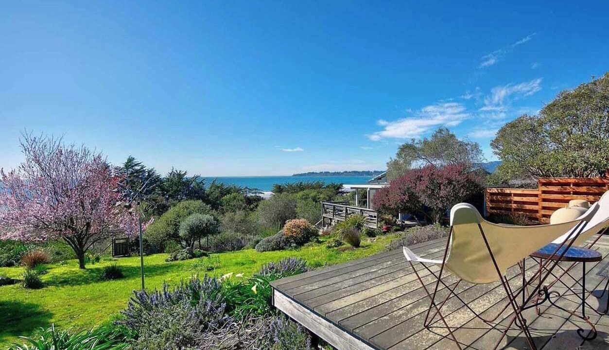 Photo of Patio Balcony in Stinson Beach