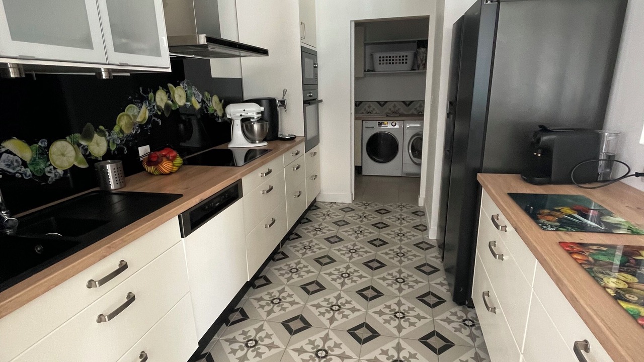 Photo of Kitchen in Saint-Paul-en-Born