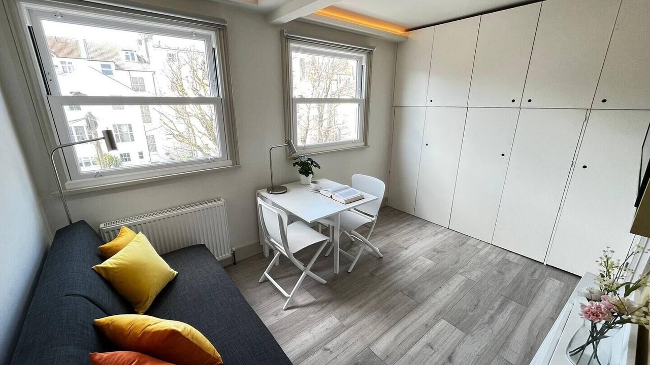 Photo of Livingroom in Hove