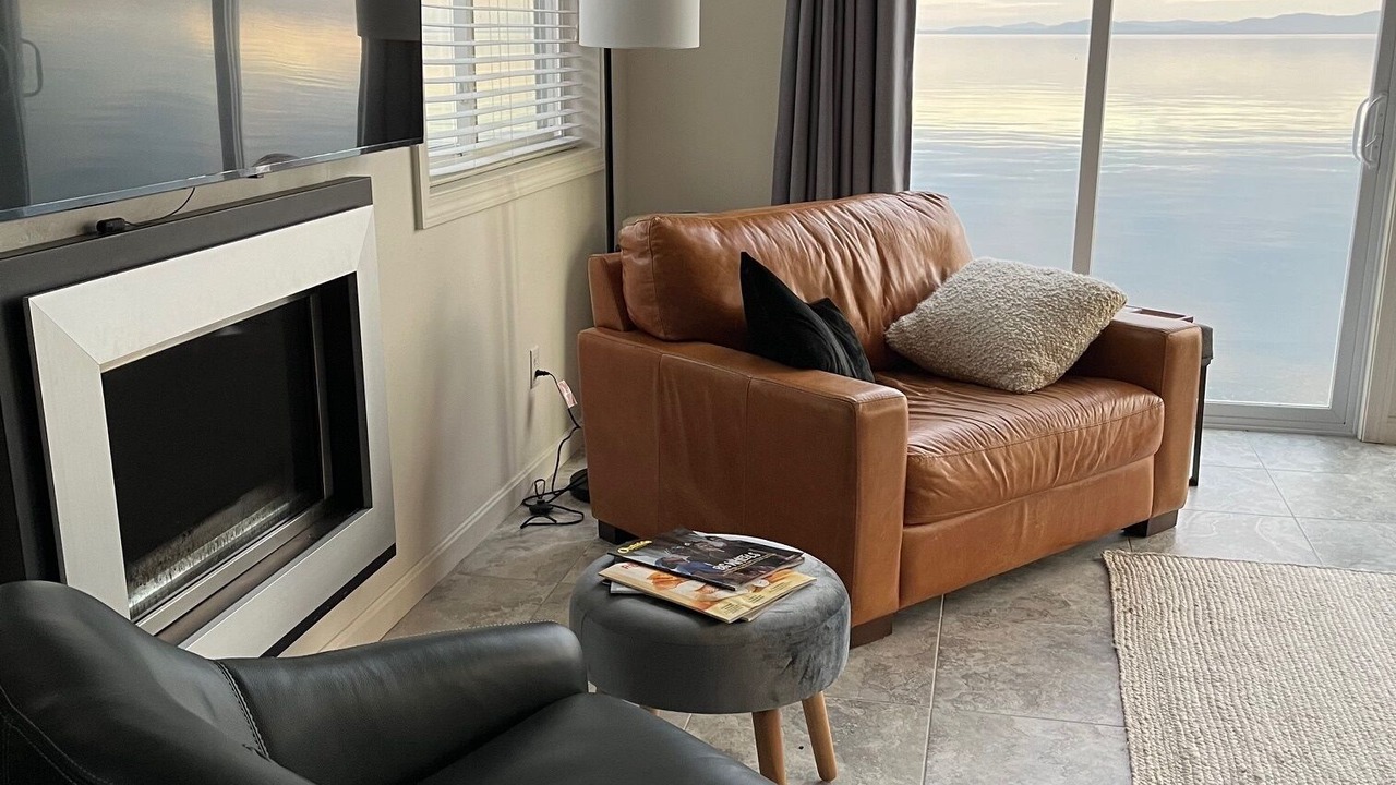 Photo of Livingroom in Malletts Bay