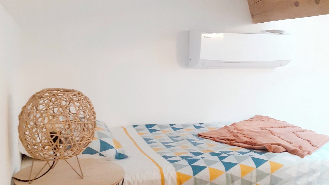 Photo of Bedroom in Aumelas