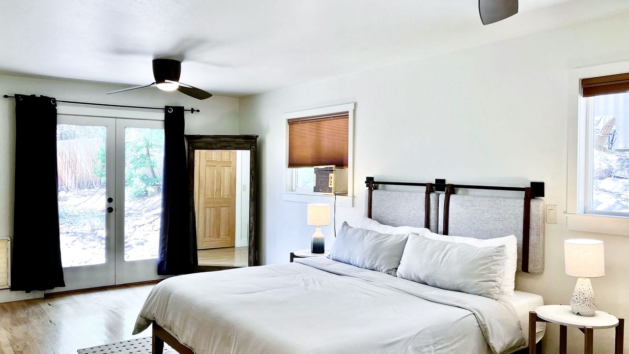 Photo of Bedroom in Hermosa