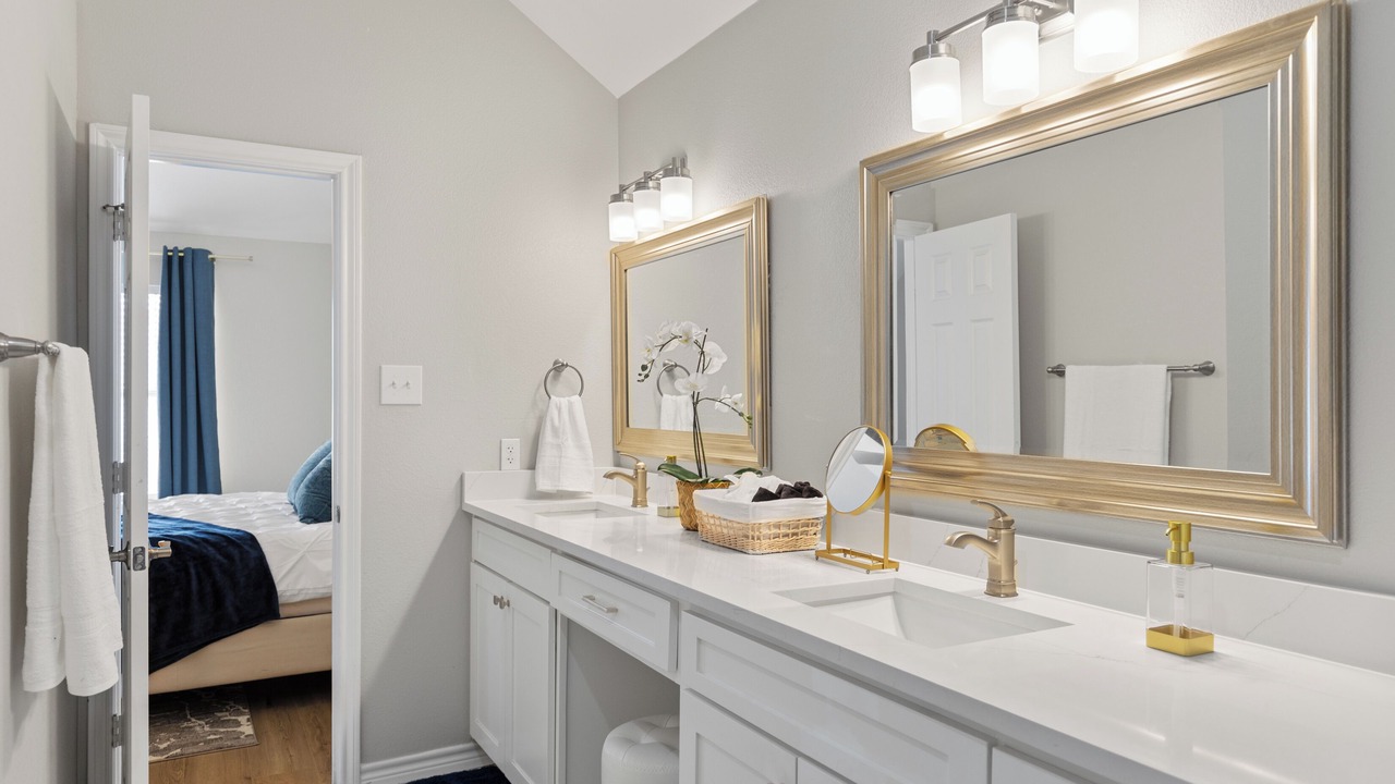 Photo of Bathroom in Allen