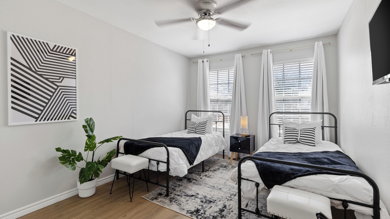 Photo of Bedroom in Allen