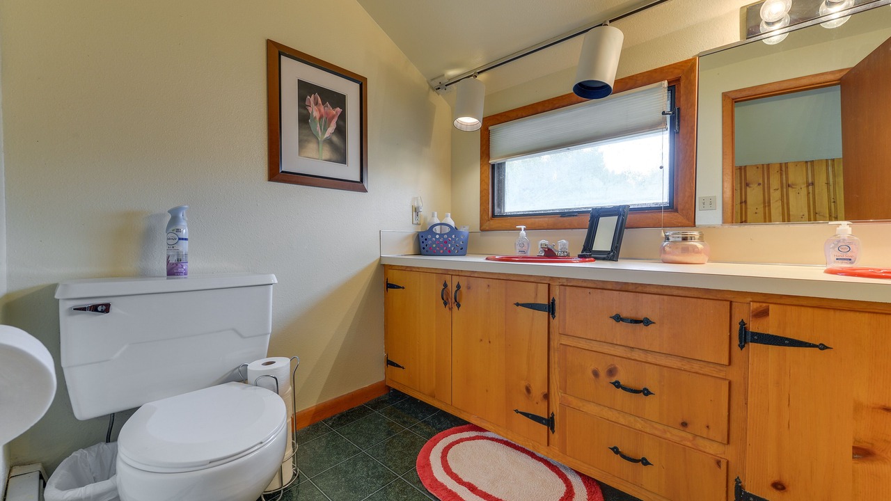 Photo of Bathroom in Lander