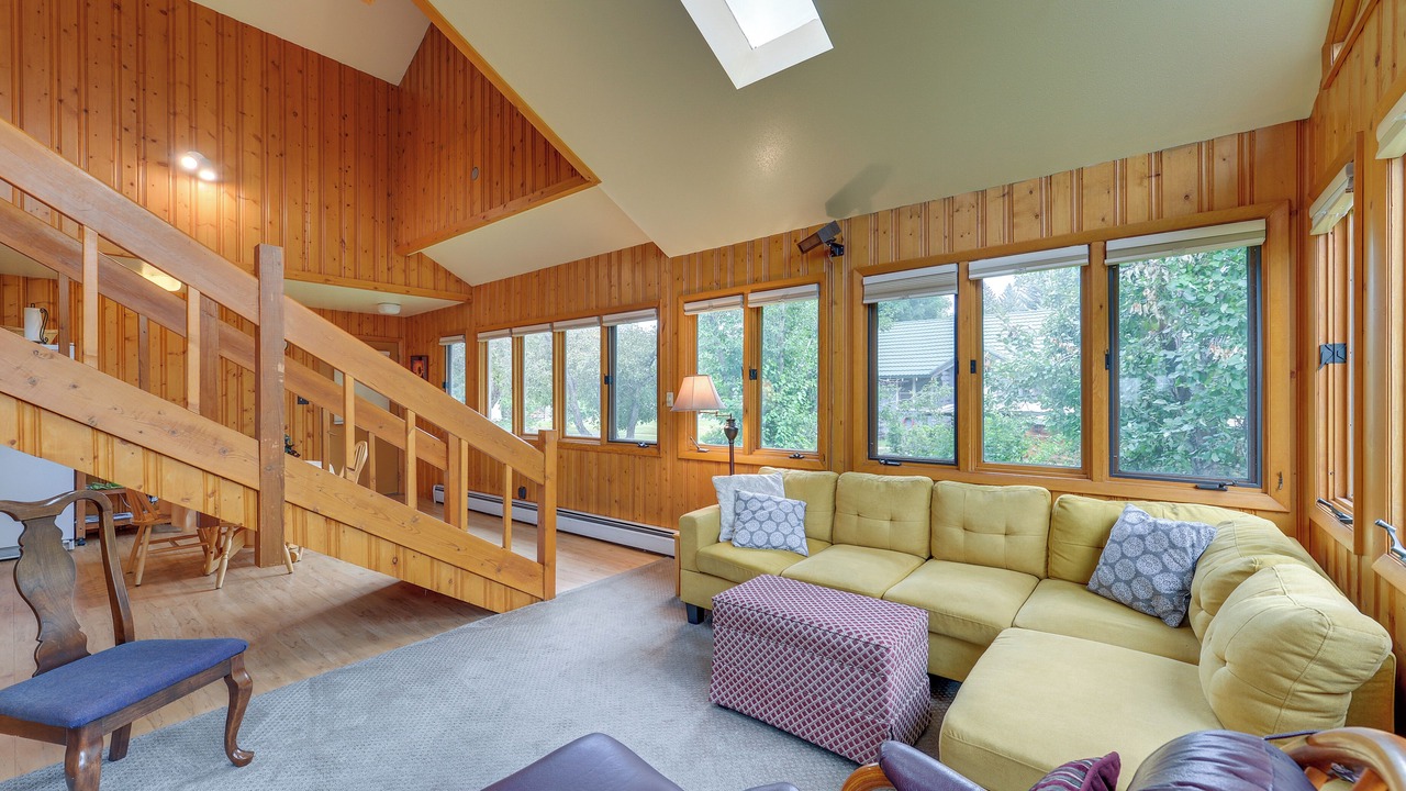Photo of Livingroom in Lander