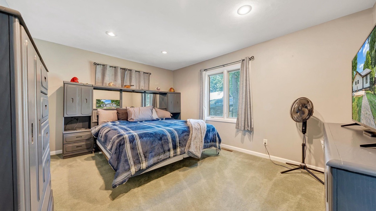 Photo of Bedroom in North Shore