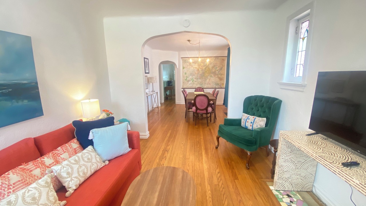 Photo of Livingroom in St. Louis