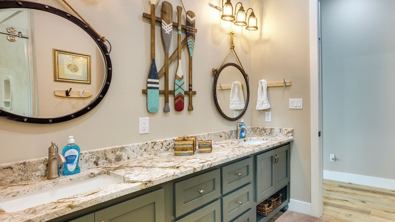 Photo of Bathroom in Onalaska