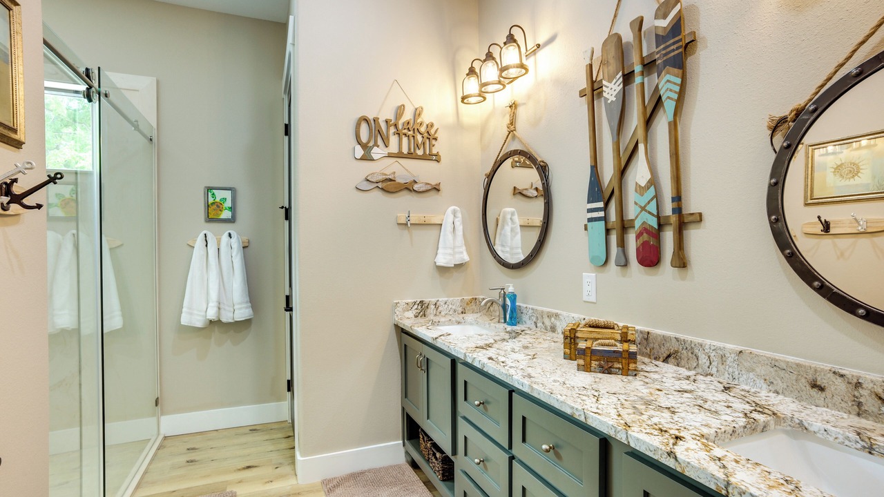 Photo of Bathroom in Onalaska