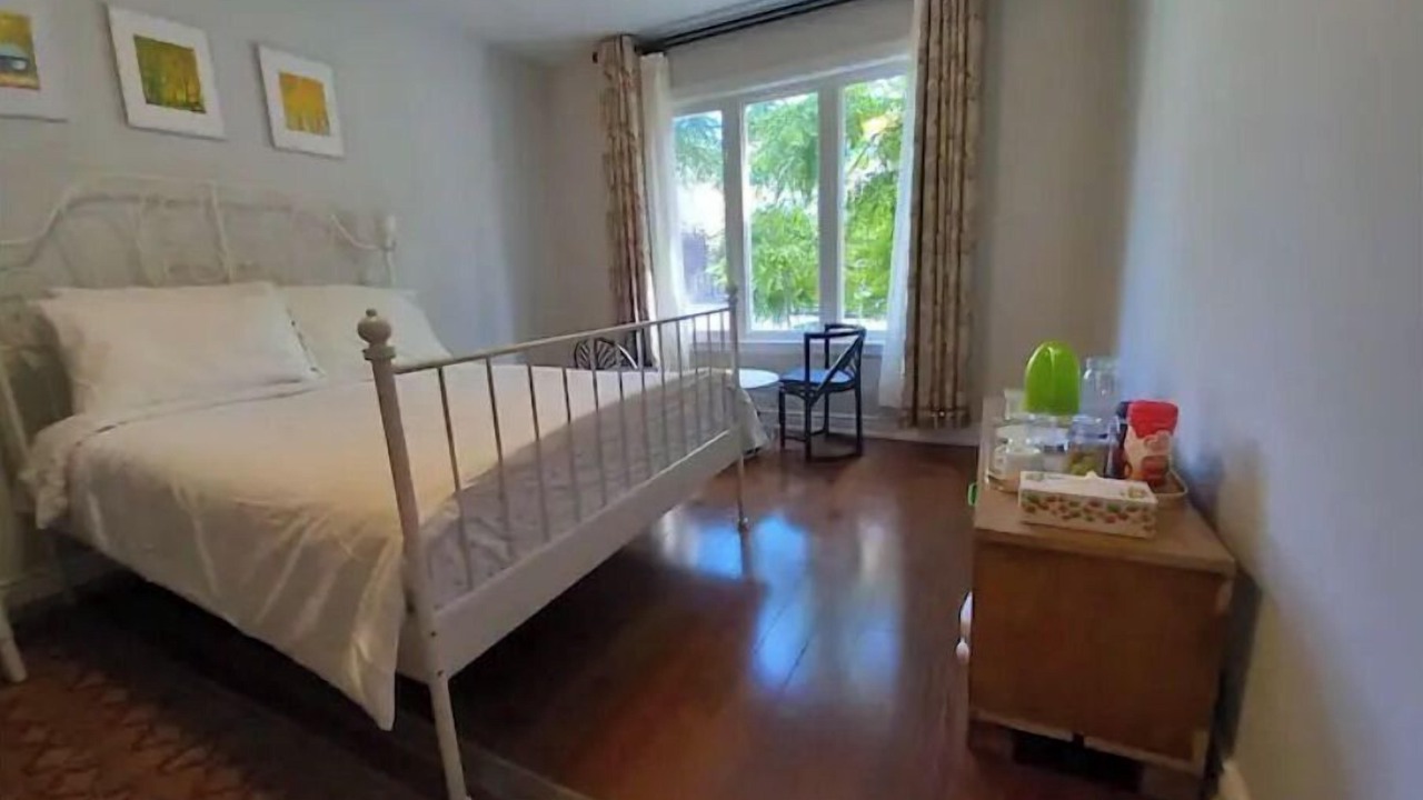 Photo of Bedroom in Humber Bay