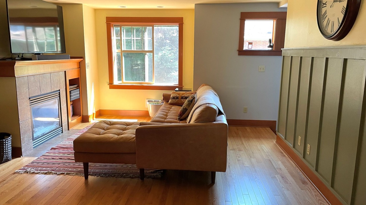 Photo of Livingroom in Greenwood