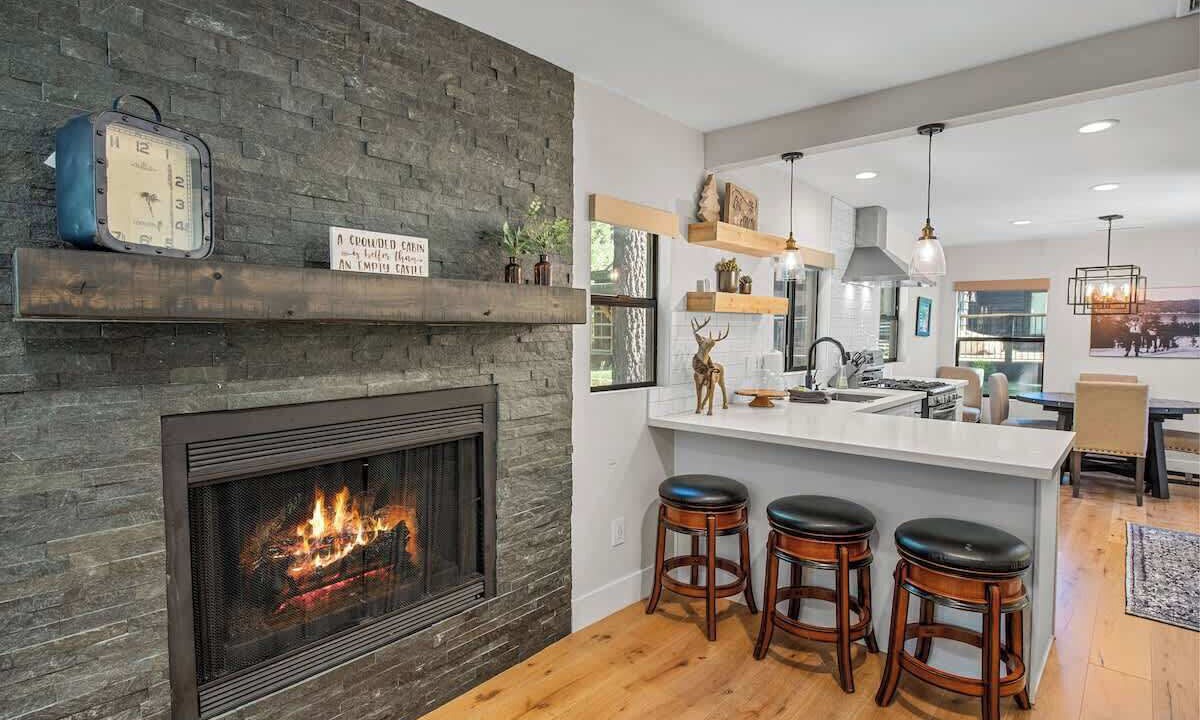 Photo of Livingroom in Big Bear City