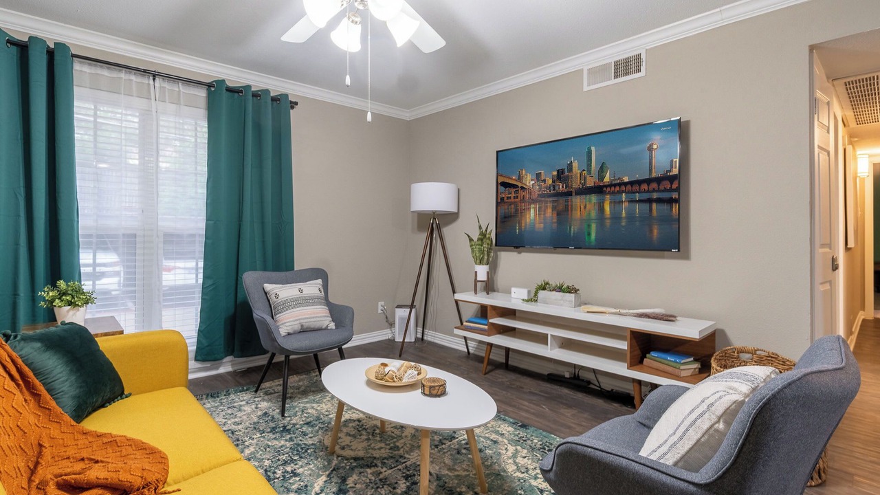 Photo of Livingroom in North Dallas