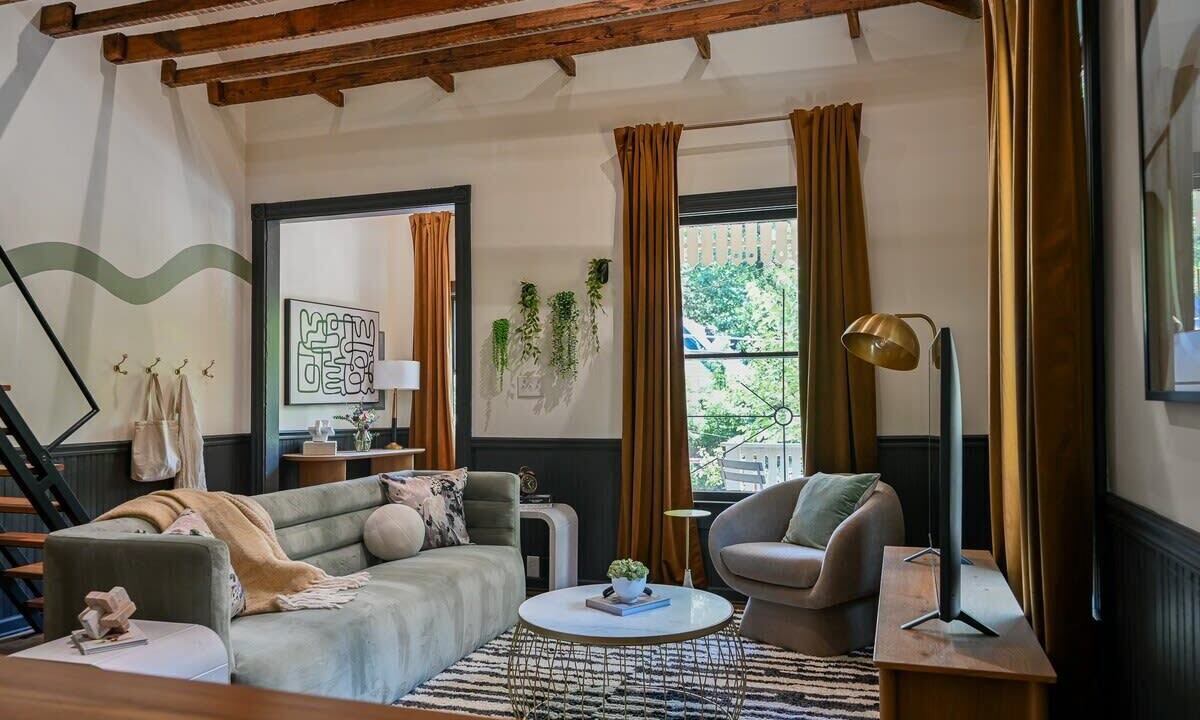 Photo of Others in Cabbagetown