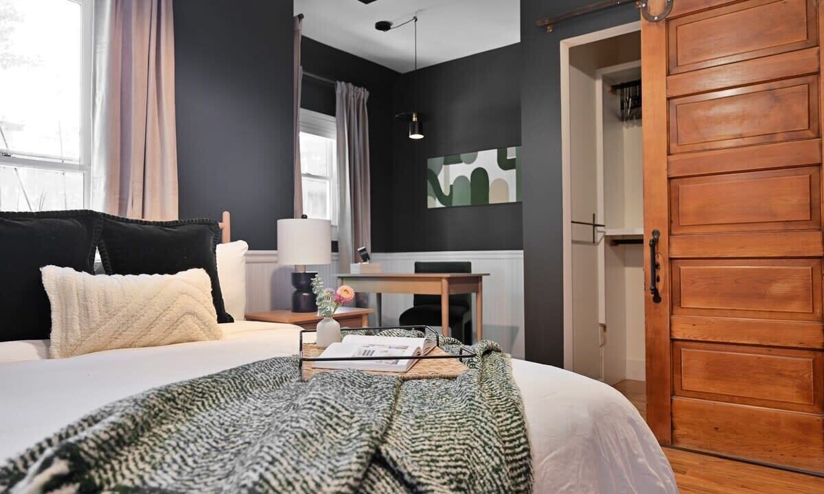 Photo of Others in Cabbagetown