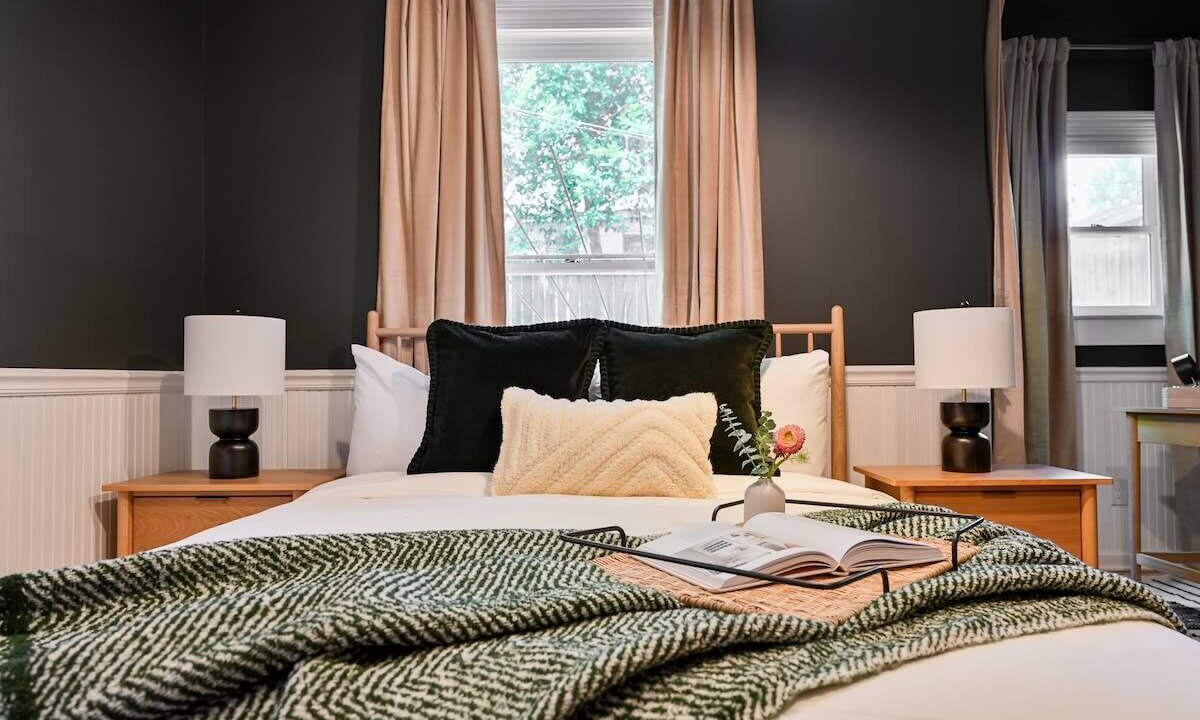 Photo of Others in Cabbagetown