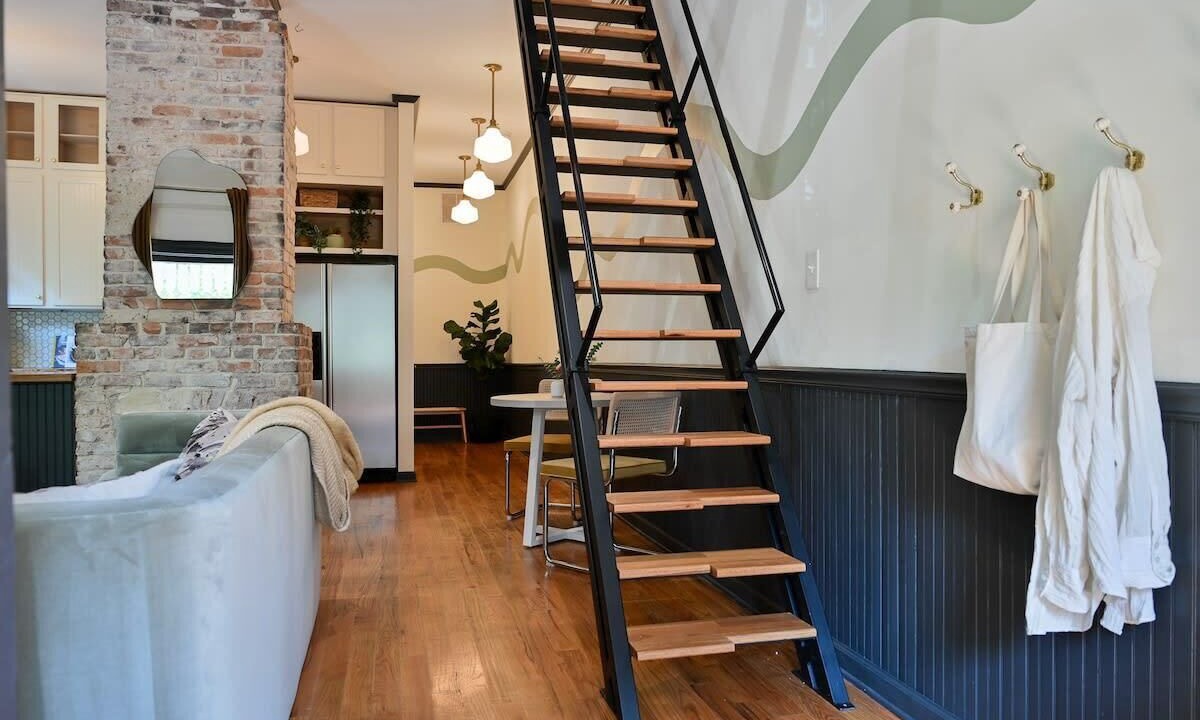 Photo of Others in Cabbagetown