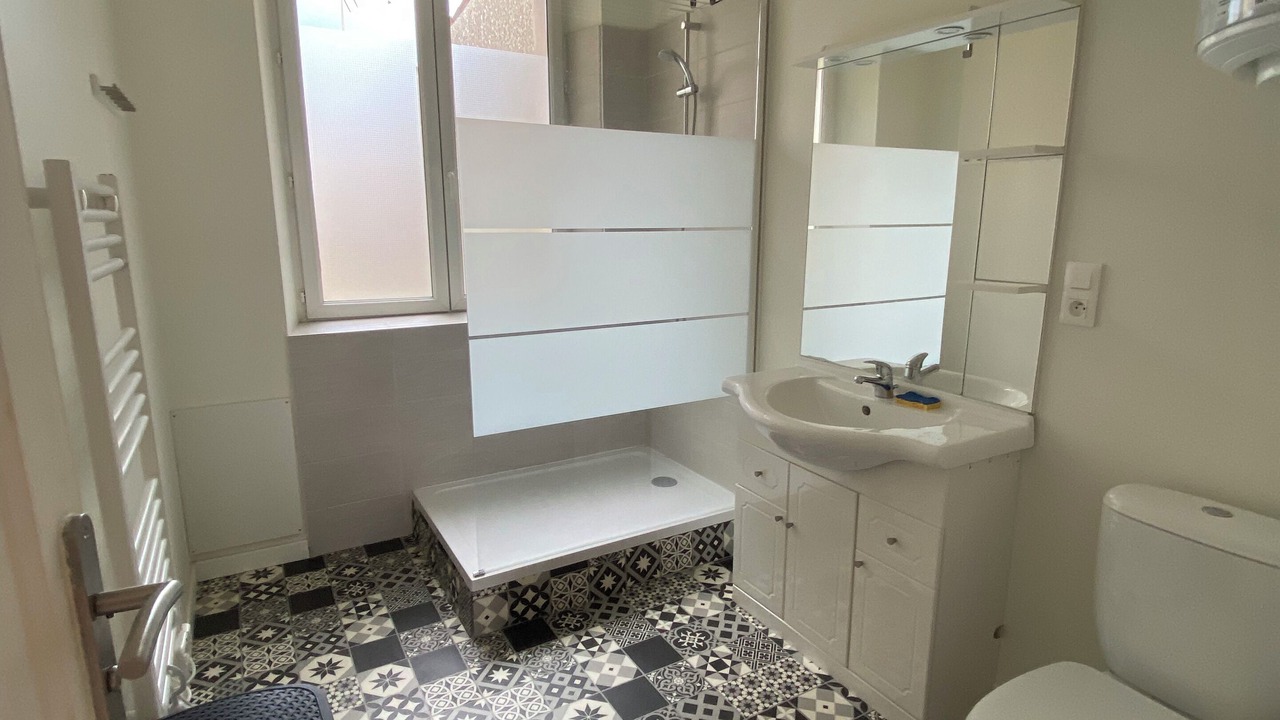 Photo of Bathroom in Cerizay