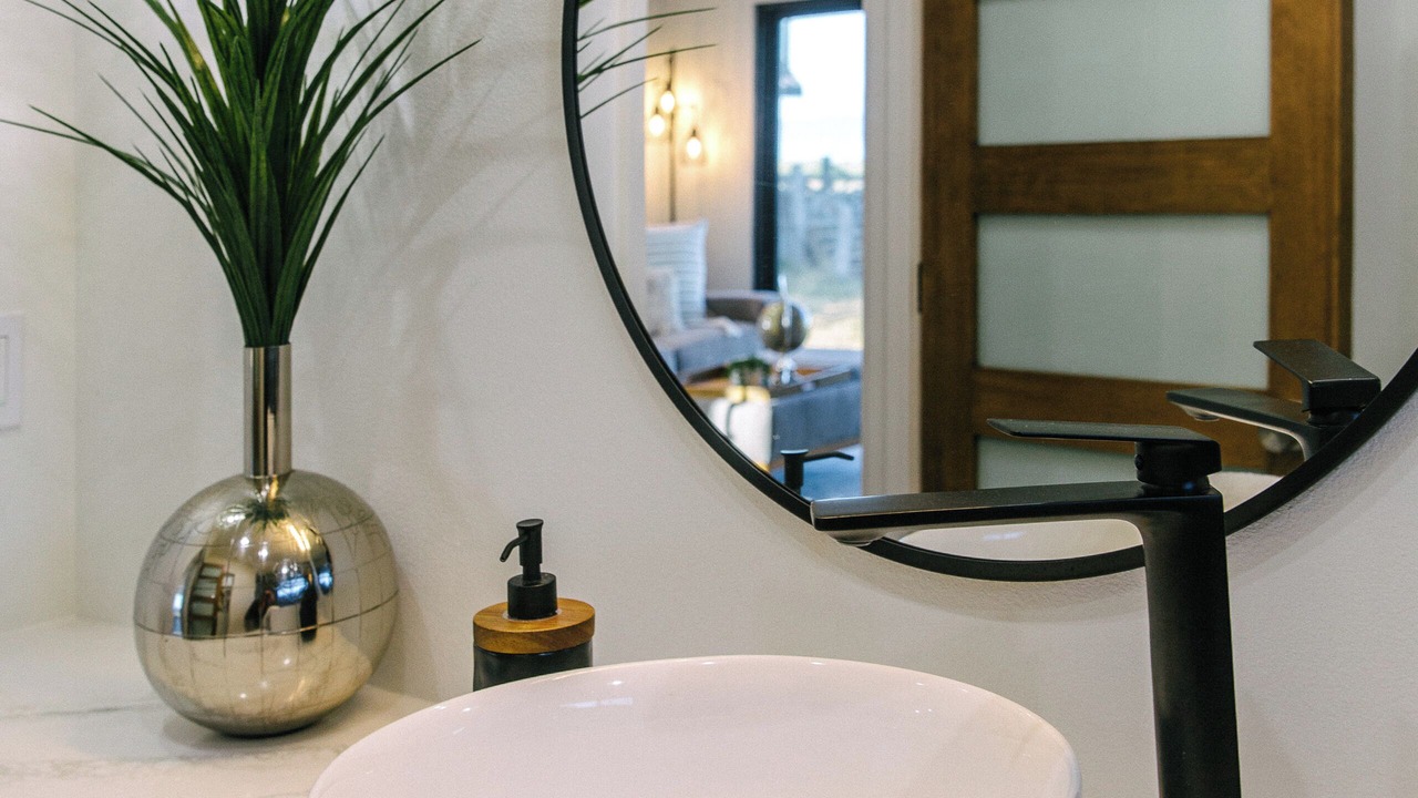 Photo of Bathroom in Oak Harbor