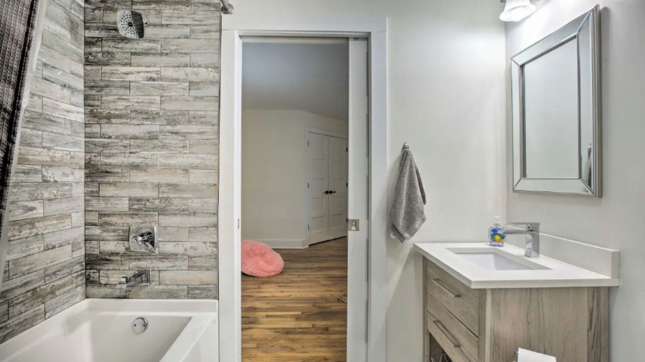 Photo of Bathroom in Capitol View