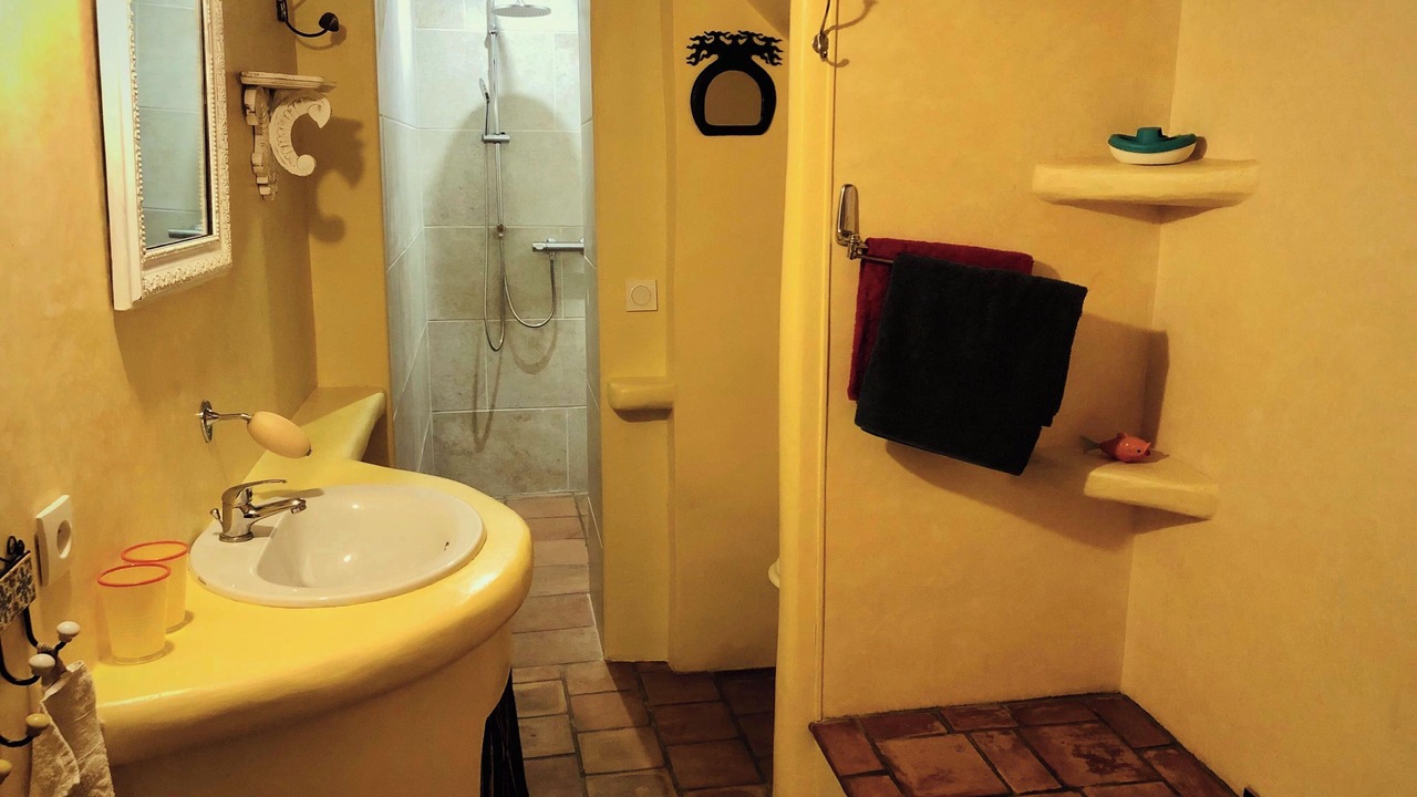 Photo of Bathroom in La Bruguiere