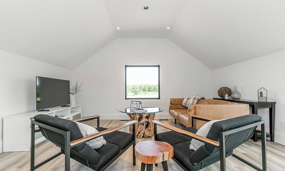 Photo of Livingroom in Glen Huron
