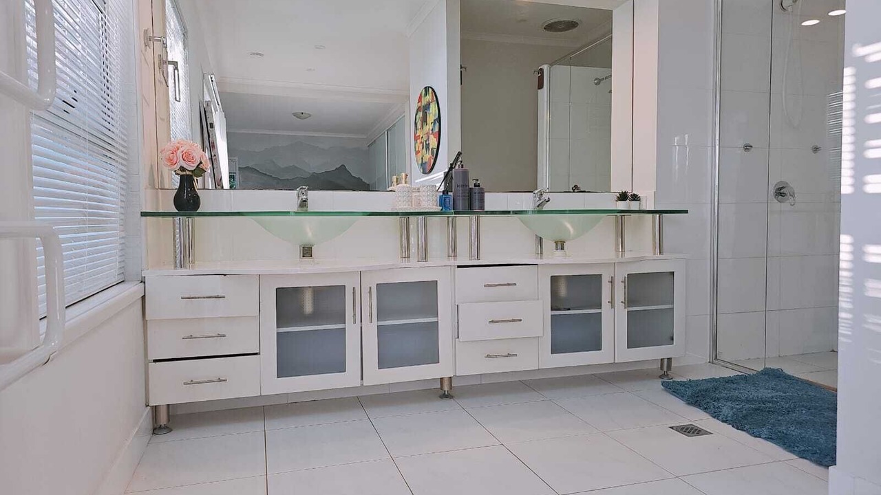 Photo of Bathroom in Aspley