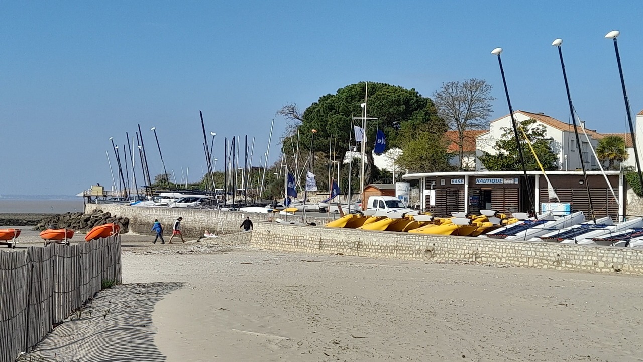 Photo of Others in Royan