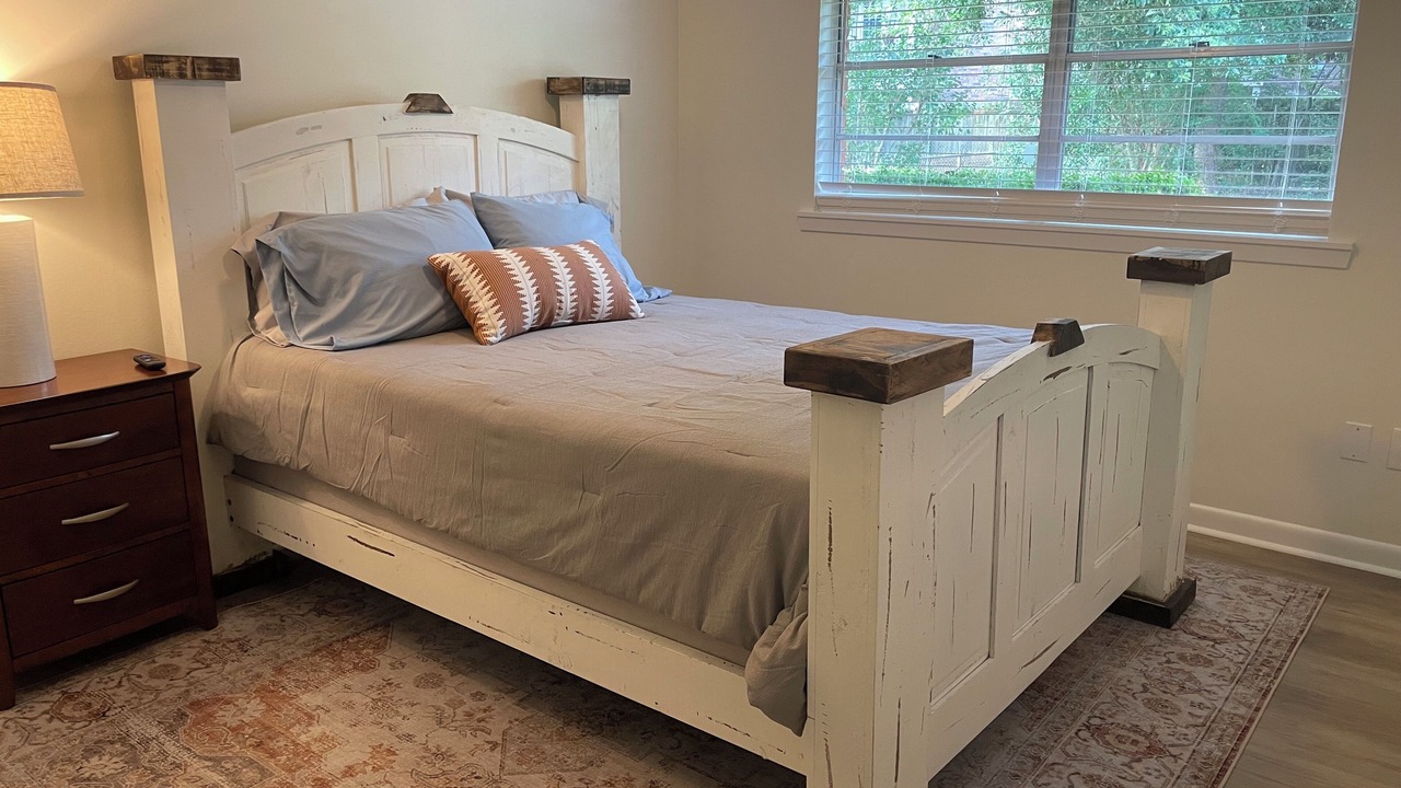 Photo of Bedroom in Alexandria