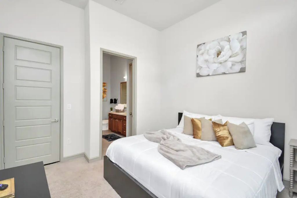 Photo of Bedroom in Central Business District