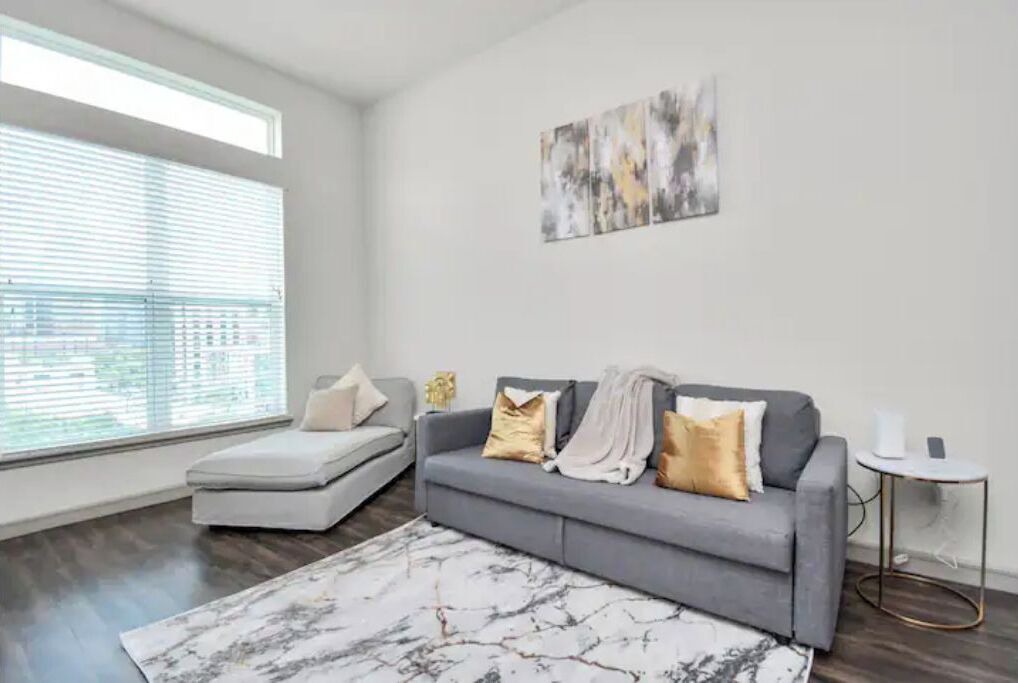 Photo of Livingroom in Central Business District