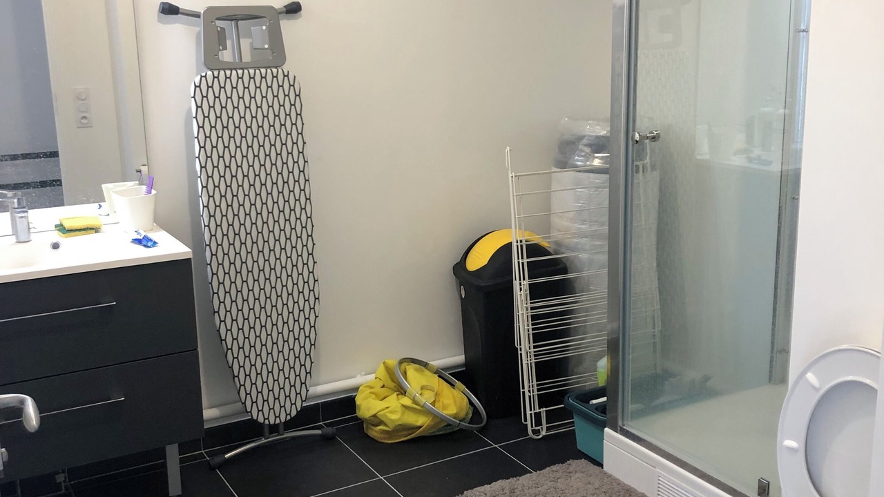 Photo of Bathroom in Colombes