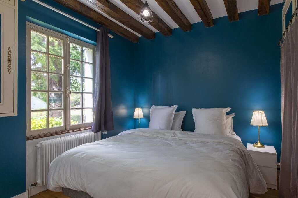 Photo of Bedroom in Huisseau-sur-Mauves