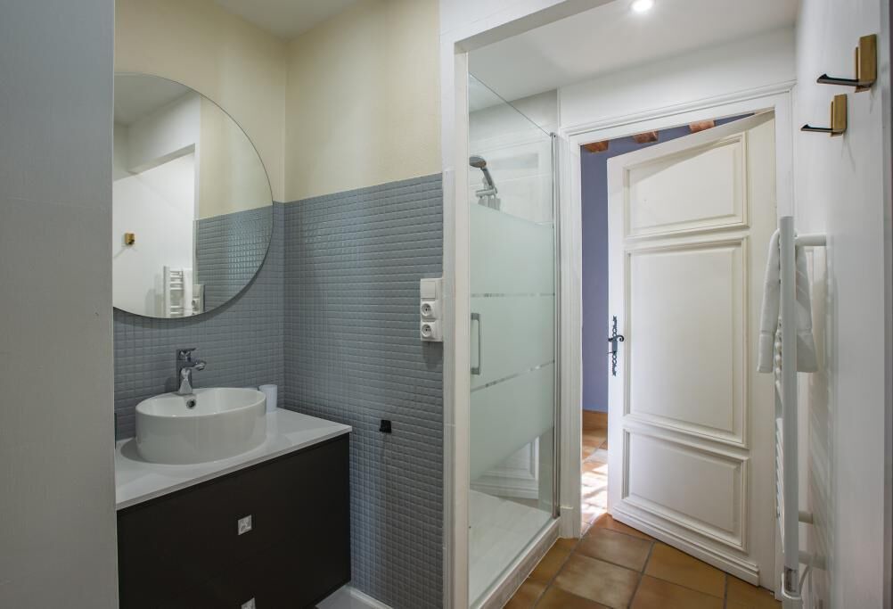 Photo of Bathroom in Huisseau-sur-Mauves