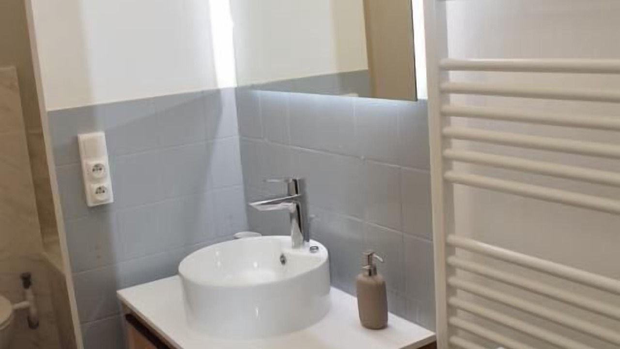 Photo of Bathroom in Huisseau-sur-Mauves