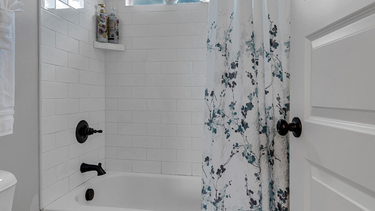 Photo of Bathroom in Hope Gardens