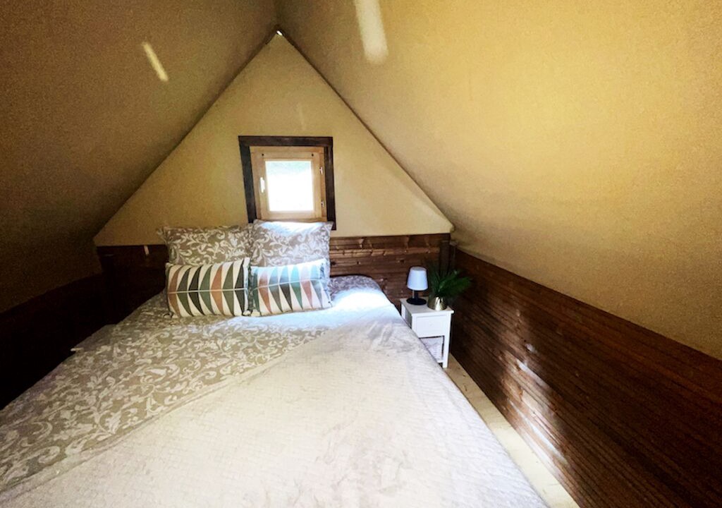 Photo of Bedroom in Gravon