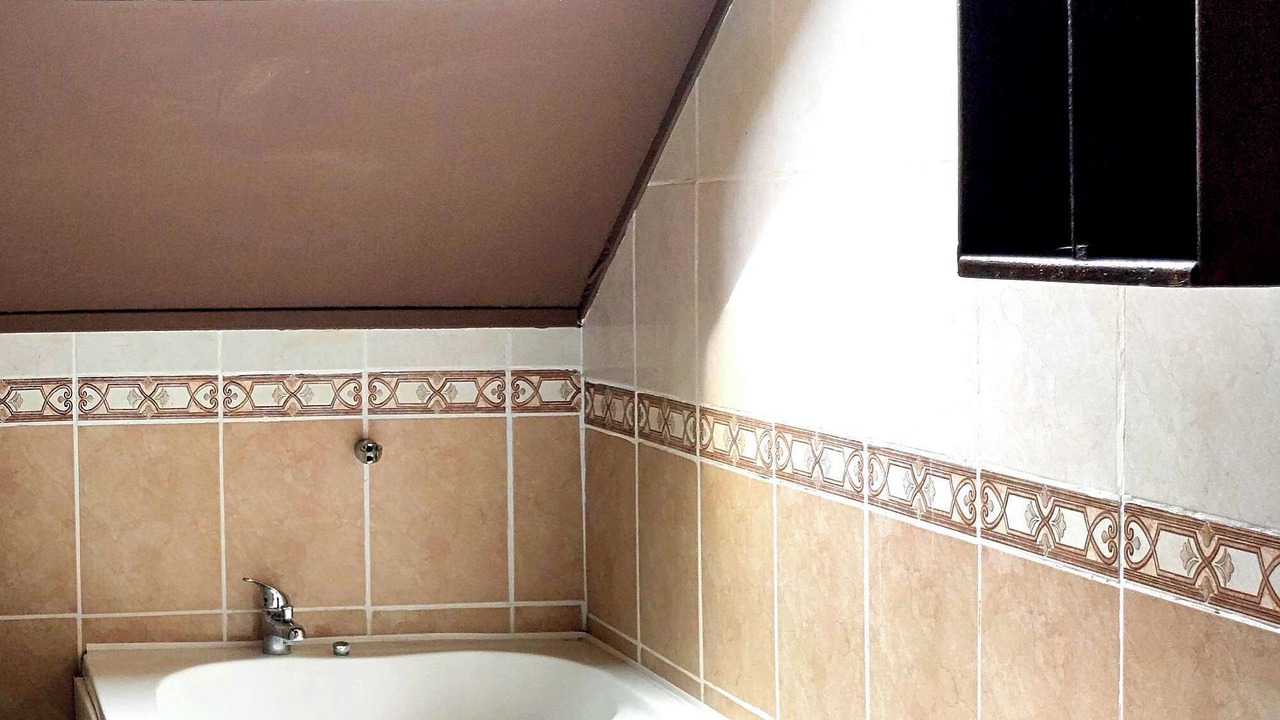 Photo of Bathroom in Cambrai